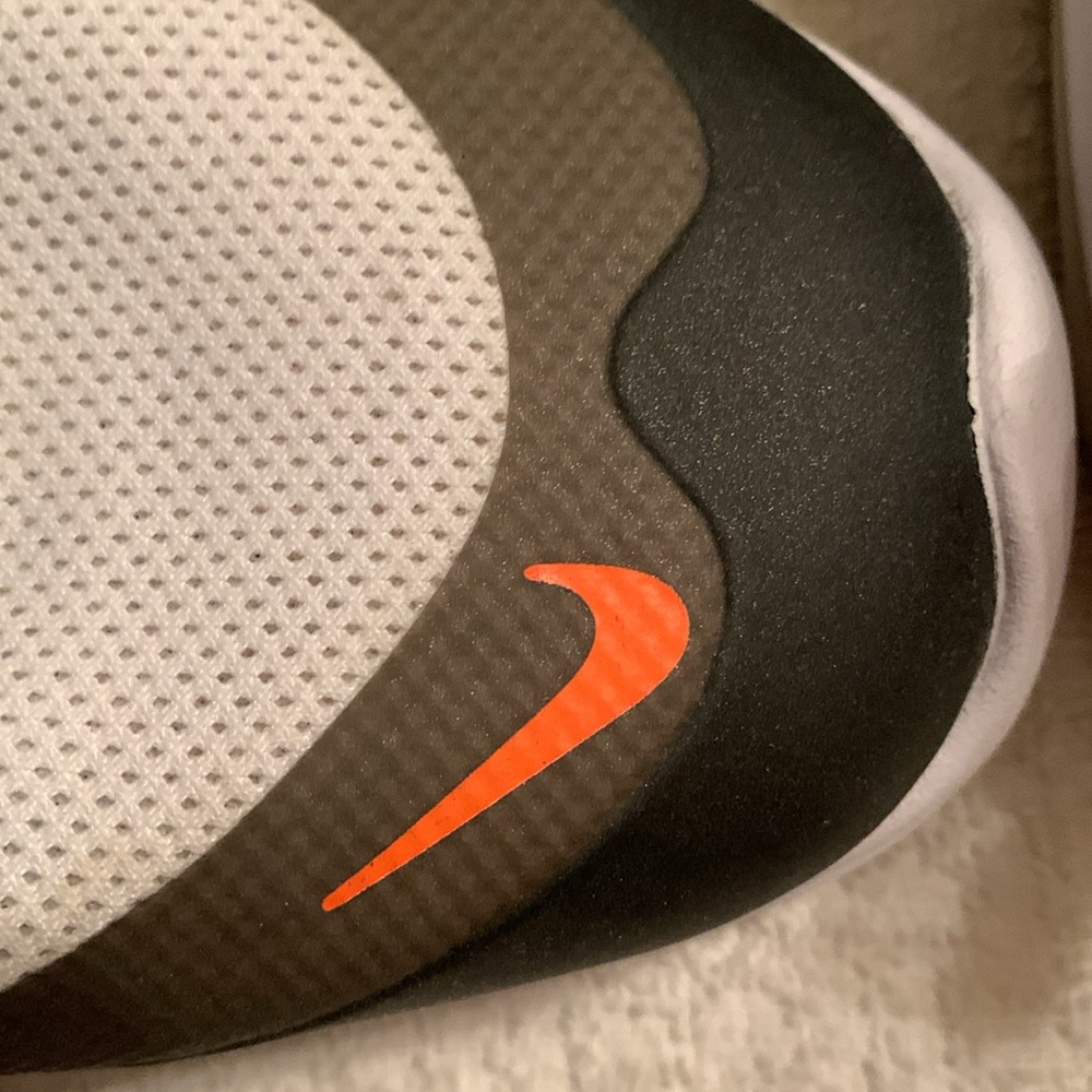 Airmax - Picture 5 of 8